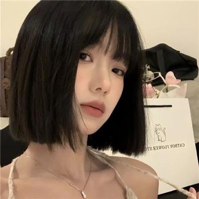 橙色女孩